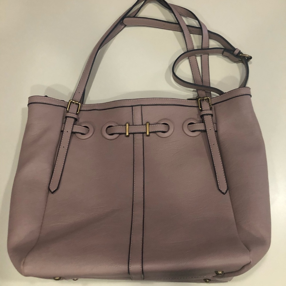 Beautiful tote bag!!  Only used once !
